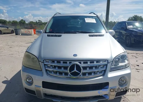 2008 Mercedes-Benz Ml 550 4Matic из США, поврежденный, VIN 4JGBB72E48A345697